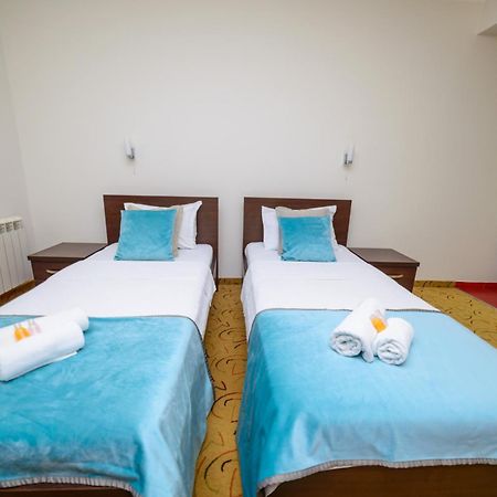 Hotel Odissey Budva Buitenkant foto